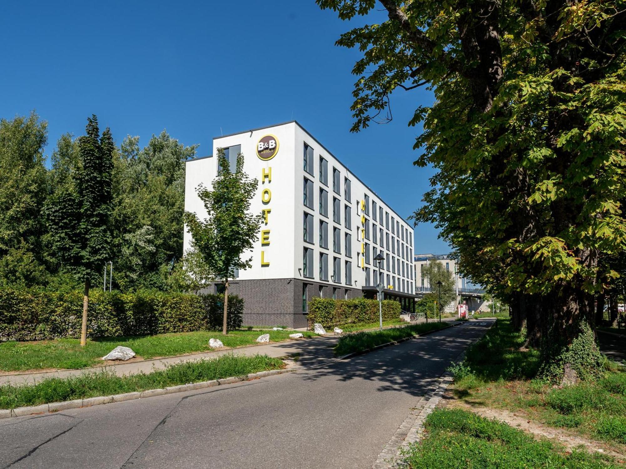 B&B Hotel Konstanz 3*